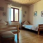 De Lendrevie Tatil Evi